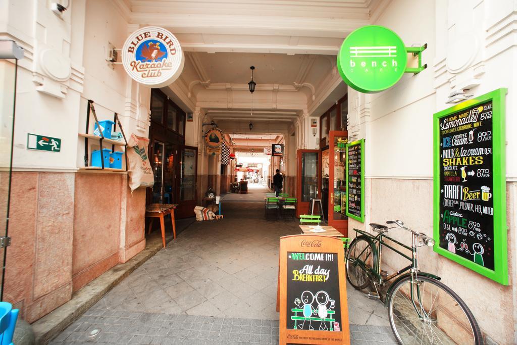 イージー スター ホテル ブダペスト エクステリア 写真